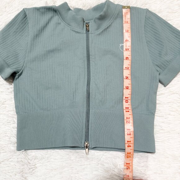 Women Ribbed Front Zipper Short Sleeve Crop Top in Green Teal Size Large - Picture 3 of 6